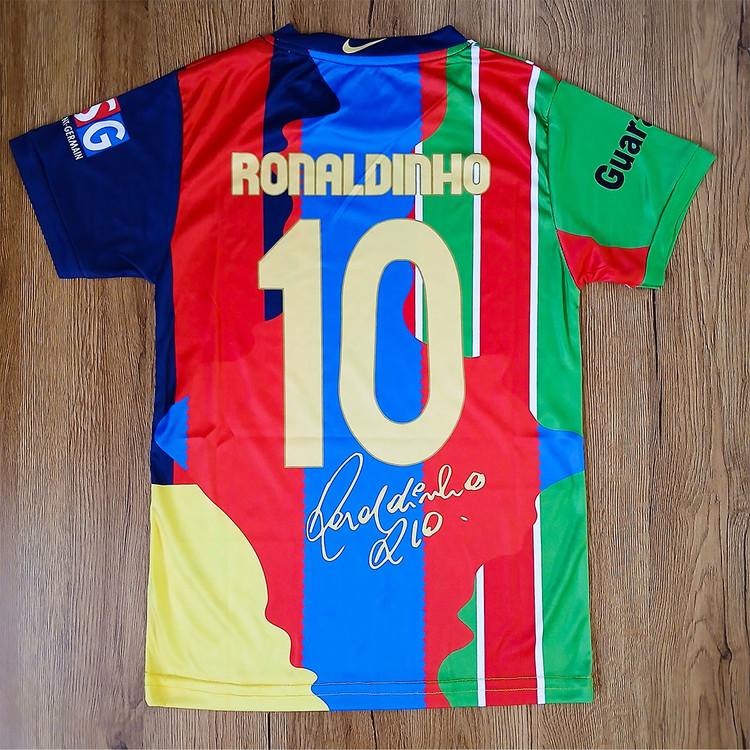 کیت فوتبالی منتخب رونالدینیو طرح جدید فول چاپ با امضا