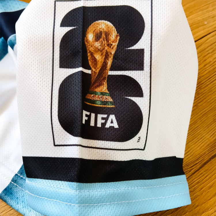 کیت فوتبالی آرژانتین مسی طرح 2026 جام جهانی