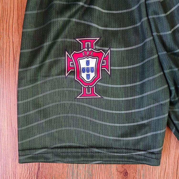 کیت فوتبالی پرتغال رونالدو طرح 2026 جام جهانی