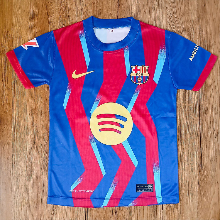 کیت چهارم فوتبالی بارسلونا ۲۰۲۶