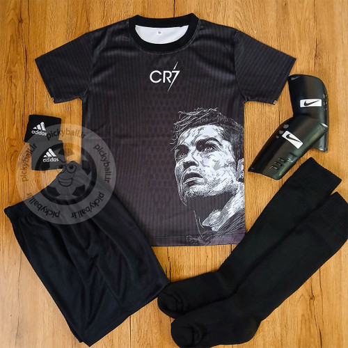 کیت 6 تیکه فوتبالی رونالدو CR7 مشکی