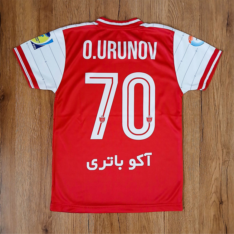 ست فوتبالی پرسپولیس طرح 2027 بیفوما و اورونوف